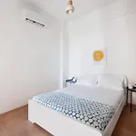 Апартаменти Welcome! Perfect Location-city Center *
