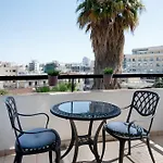 Апартаменти Welcome! Perfect Location-city Center *